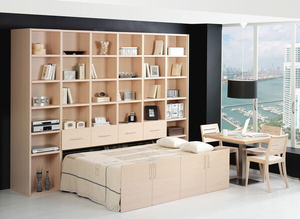 Schrankwand mit Bett